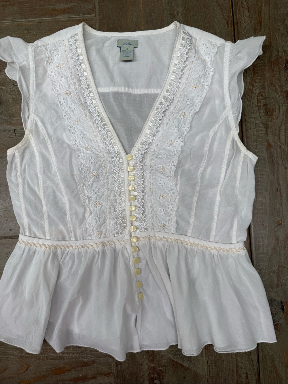 Anthropologie Top - Odille size 4 - eyelet and ribbon detailing